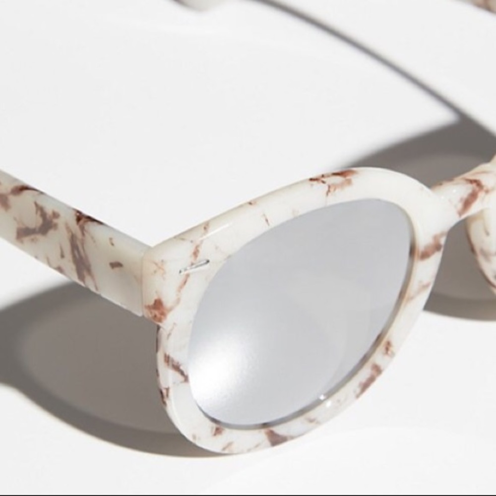 Abbey Road SUNGLASSES Round Mirror Marble Silver - Picture 4 of 4